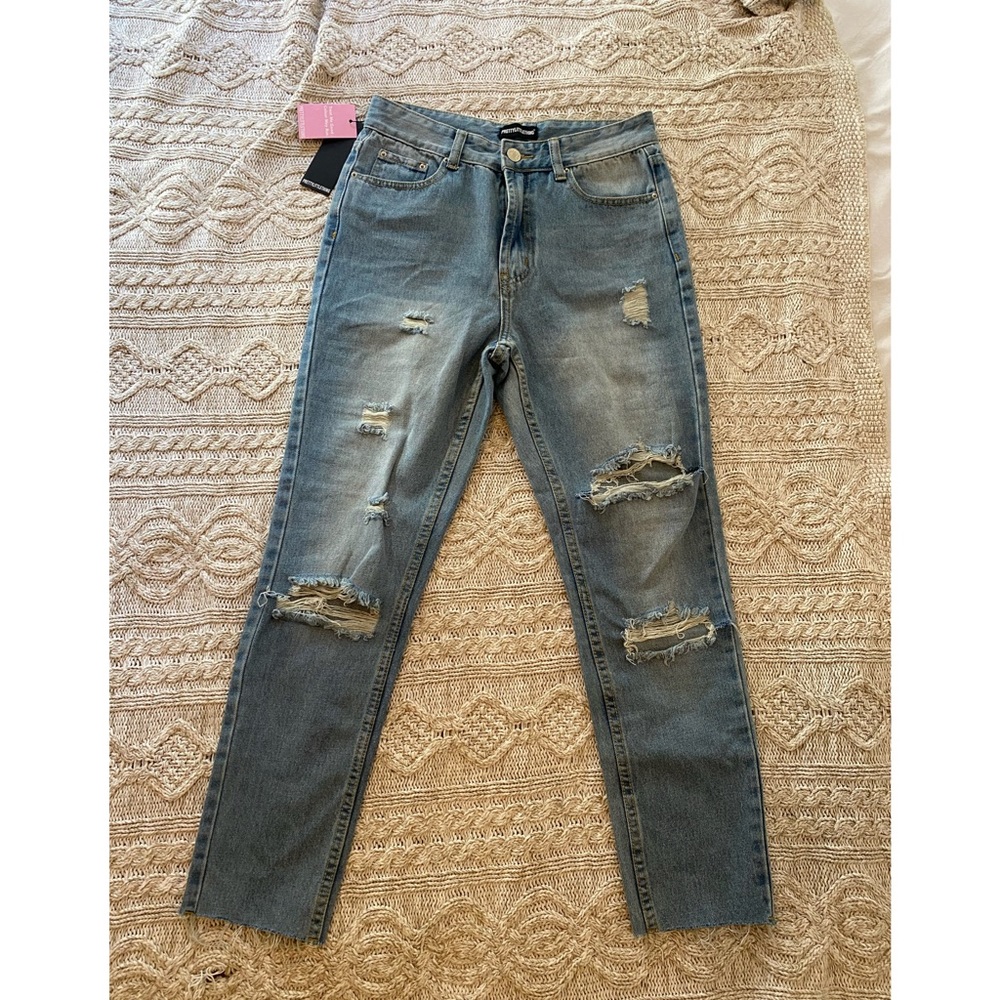 PrettyLittleThing Mom Distressed Denim
